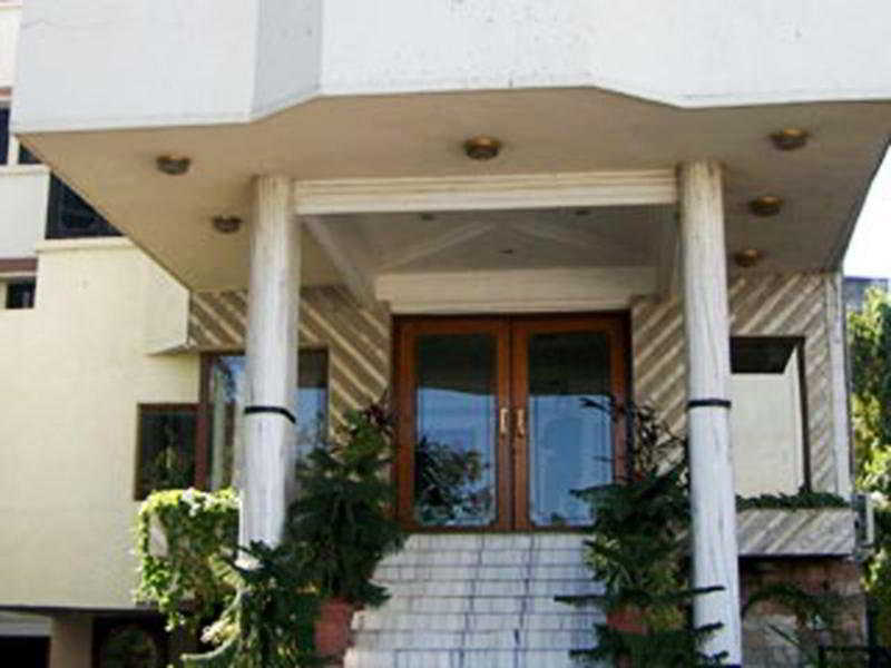 אחמדאבאד Hotel Chicago מראה חיצוני תמונה