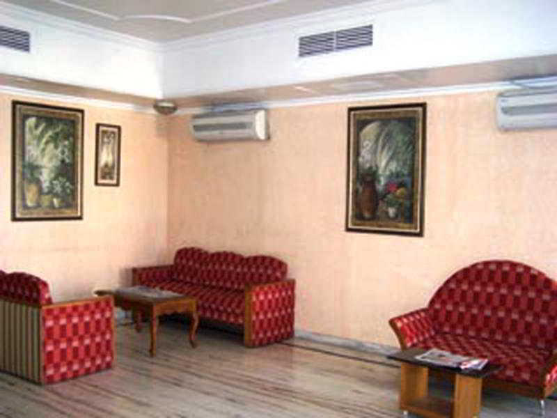 אחמדאבאד Hotel Chicago מראה חיצוני תמונה