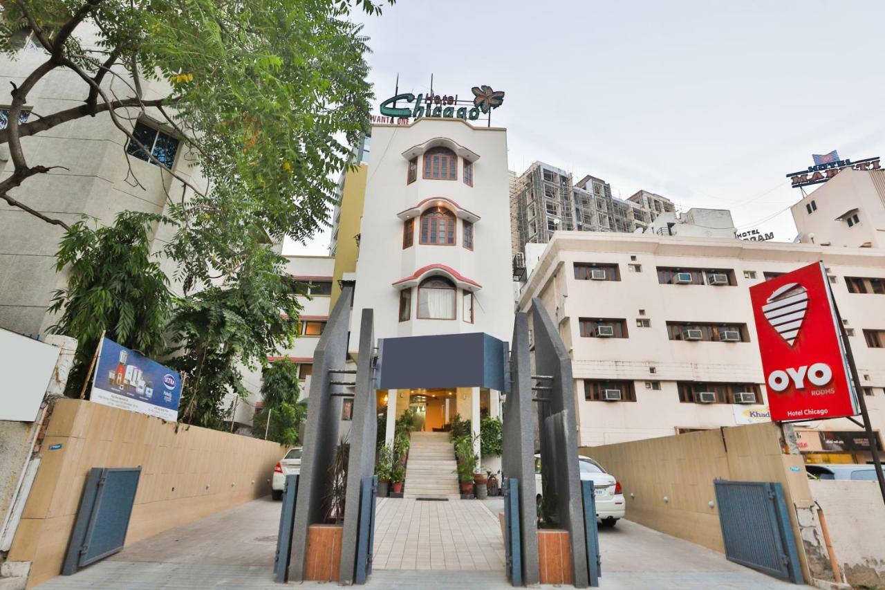 אחמדאבאד Hotel Chicago מראה חיצוני תמונה