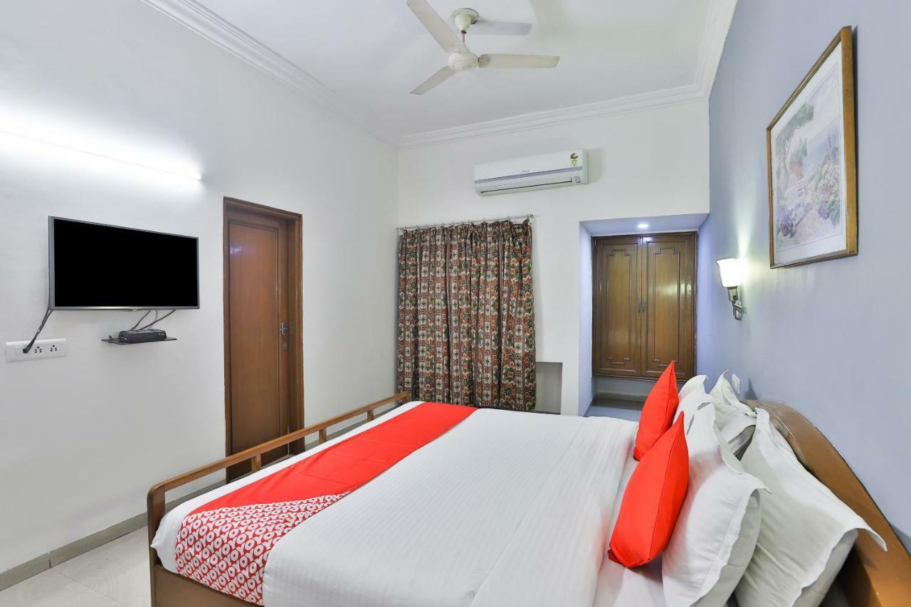 אחמדאבאד Hotel Chicago מראה חיצוני תמונה
