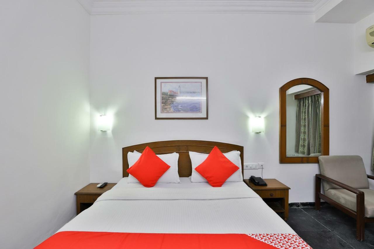 אחמדאבאד Hotel Chicago מראה חיצוני תמונה