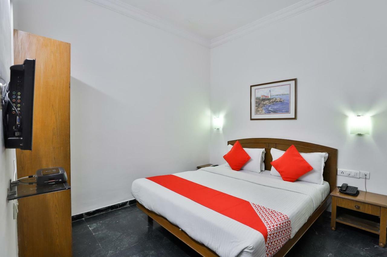 אחמדאבאד Hotel Chicago מראה חיצוני תמונה